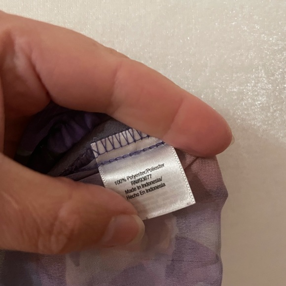 a.n.a Sheer Blouse - Picture 9 of 9